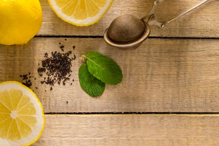 Ingredients for lemon and mint tea. Alternative medicine.の写真素材