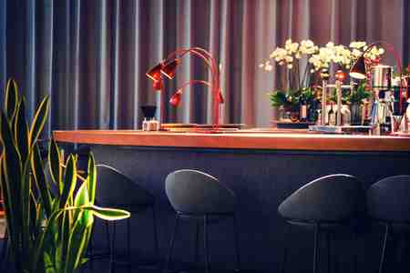 indoor restaurant decoration