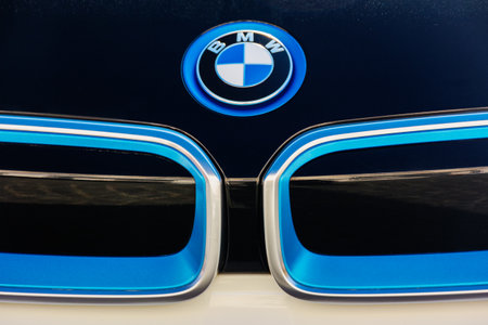 uzhgorod, ukraine - 31 oct 2021: bmw ornament on the black hood of a white i3 electric car. outdoor close upのeditorial素材
