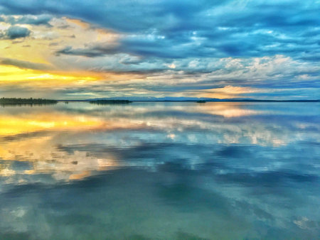 Sunset reflection in the lakeの素材