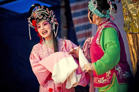 CHENGDU, CHINA-MARCH 12, 2011: Unnamed actor in the performance for the Sichuan opera on March 12, 2011, in Chengdu, China.  Sichuan opera is a Chinese folk tradition that originated in China around 1700.のeditorial素材