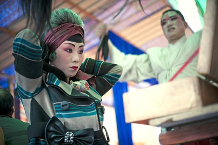 CHENGDU, CHINA-MARCH 12, 2011: Unidentified actor prepares backstage for the
Sichuan opera on March 12, 2011, in Chengdu, China.  Sichuan opera is a
Chinese folk tradition that originated in China around 1700.のeditorial素材