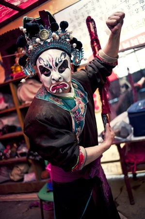 CHENGDU, CHINA-MARCH 12, 2011: Unnamed actor in the performance for the
Sichuan opera on March 12, 2011, in Chengdu, China.  Sichuan opera is a
Chinese folk tradition that originated in China around 1700.のeditorial素材