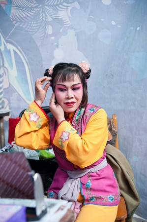 CHENGDU, CHINA-MARCH 12: Unnamed actor in the performance for the Sichuan opera on March 12, 2011,  Chengdu, it is a Chinese folk tradition that originated in China around 1700.のeditorial素材