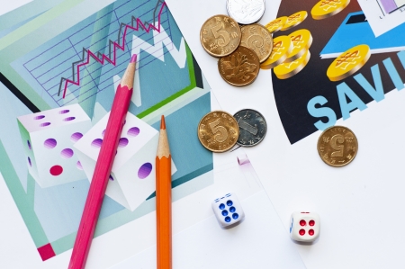 Financial statements, Painted Figure
の写真素材