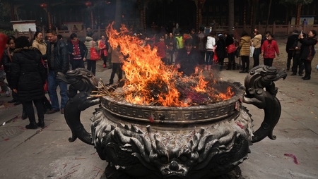 Chinese buddhist temple worshipのeditorial素材