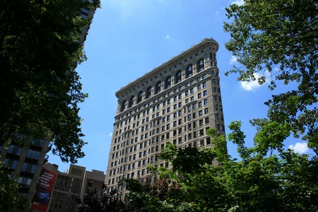 New York City, July 17, 2011 - View of the landmark Flatiron Building from Madison Square Park.のeditorial素材
