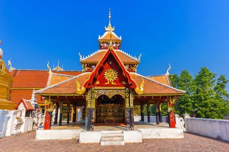 Burmese temple in Lampang with a unique cruciform viharnの写真素材