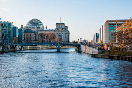Berlin, Germany - December, 2019: River Spree and the Reichstag in the distance.のeditorial素材
