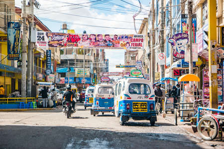 Juliaca, Peru - October 2021: Daily llife on the streets of Juliaca in Peru.のeditorial素材