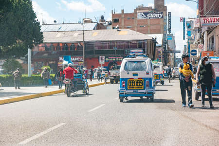 Juliaca, Peru - October 2021: Daily llife on the streets of Juliaca in Peru.のeditorial素材