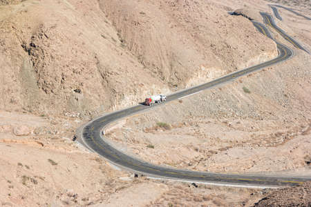 Serpentine road through the Peruvian Andes between Nazca and Cusco.の写真素材