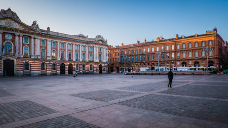 View of the Capitole square in Toulouse (Haute Garonne, France) early in the morningのeditorial素材