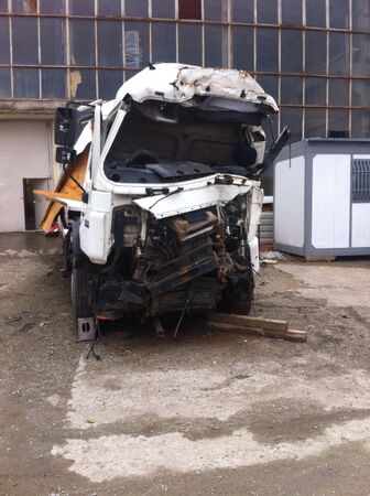 Truck crashの素材