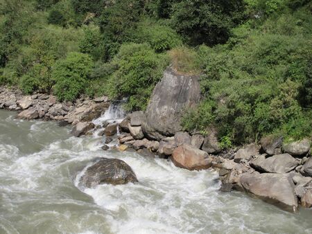 Streaming water