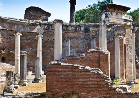 Roman columns in Villa Adriana, Tivoli, Italyのeditorial素材