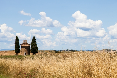 Cappella di Vitaleta (Vitaleta Church), Val d'Orcia, Italy.  The most classical image of Tuscan country.の写真素材