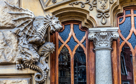 Turin, Corso Francia, Casa dei Draghi/Palazzo della Vittoria von Gottardo Gussoni (art nouveau house). Dragon detail on the facade.のeditorial素材