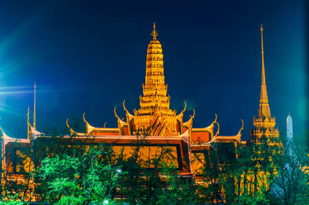 Twilight Temple of the Emerald Buddha Wat Phra Kaew of Bangkok, Thailand.のeditorial素材