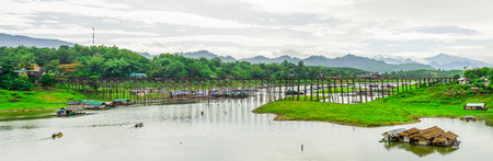 (Panramic Mon Bridge) Wooden bridge over the river in Sangkhlaburi District, Kanchanaburi, Thailand.の写真素材