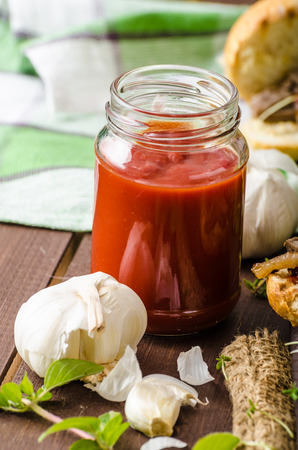 hot sriracha sauceの写真素材