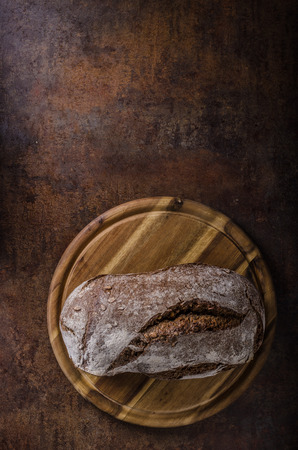 Wholegrain rustic bread, delish homemade bread product photoの写真素材
