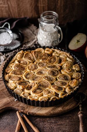 Bio apples inside delicious pie, delicious and simple mealの写真素材