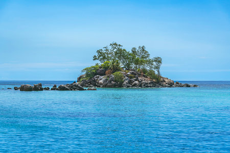 An Islet In The Sun At Anse Royale On Beautiful Mahe Island, Seychellesの写真素材