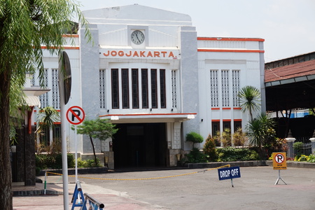 Tugu Train Station in Yogyakarta, Indonesiaのeditorial素材