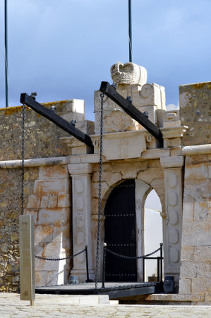 The historical Forte da Ponda da Bandeira in Lagosのeditorial素材
