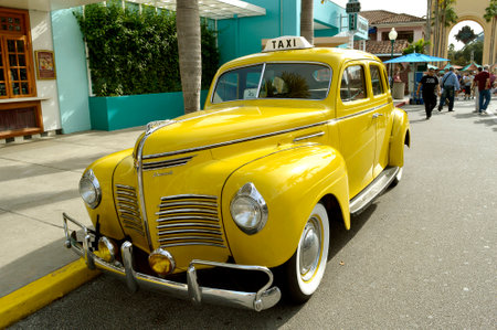 Plymouth 1940 taxi on show in the theme parkのeditorial素材