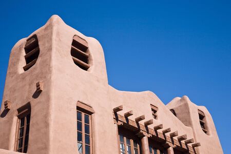 Adobe style building, Santa Fe in New Mexico, USA, blue skyの写真素材