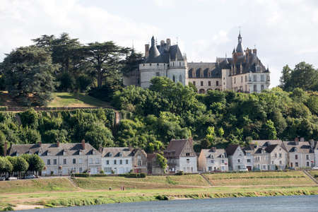 Chaumont Sur Loire France - August 2016 - The riverside town and Chateau Chamont which overlooks the River Loireのeditorial素材