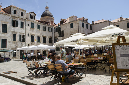 Dubrovnik Croatia - May 2016 - Tourists in a restaurant in the old town of Dubrovnikのeditorial素材