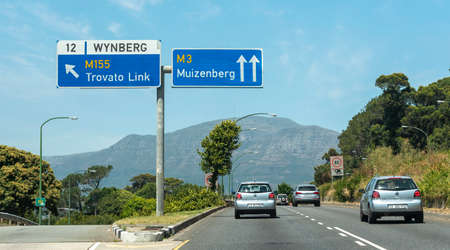 Wynberg, Cape Town, South Africa. Dec 2019. The M3 motorway from Cape Town to Muizenberg at junction12 for Wynberg and M155 highwayのeditorial素材