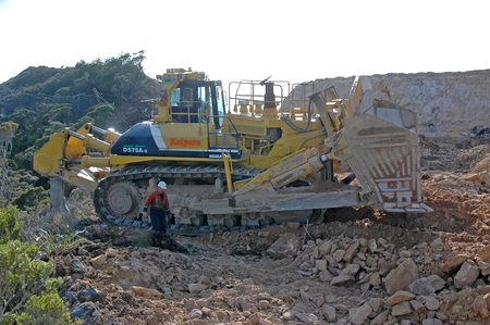 World's biggest bulldozer ripping overburden at Stockton Coal Mine, West Coast, South Island, New Zealandのeditorial素材