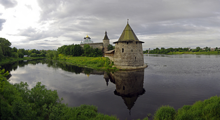 The Pskov Kremlin View of the Pskov Kremlin on the river Velikaya and Pskova  Russia  のeditorial素材