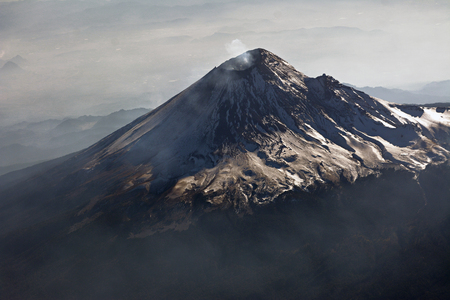 Volcano Popocatepetl, Mexico. View from plain.Active volcano Popocatepetl, 5426 m, the second highest mountain of Mexico.の写真素材