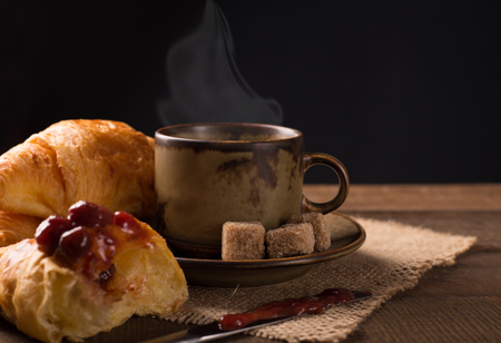 coffee cup and croissantの写真素材