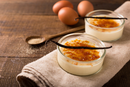 Creme brulee (cream brulee, burnt cream)の写真素材