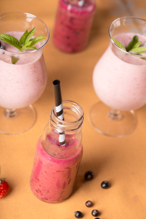 red-currant and strawberry smoothie の写真素材