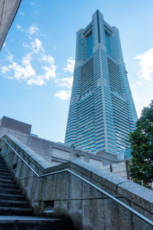 Yokohama, Japan - 12.09.2022: Vertical shot of Yokohama Landmark Tower on a nice sunny winter dayのeditorial素材