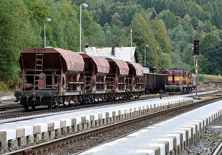 modern railway wagons