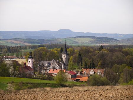 view of the palace of table mountains in the background, idols, Poland, Europeのeditorial素材