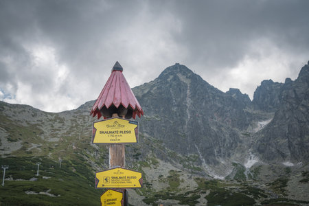 TATRANSKA LOMNICA, SLOVAKIA, AUGUST 2020 - Skalnate pleso sign on wooden pole with roof in Slovakia. It is a lake located in the High Tatras mountains in the north of Slovakiaのeditorial素材