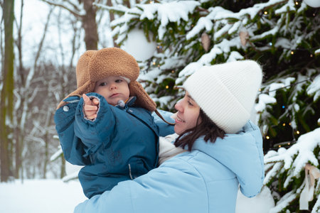 Mother and Child in Winter Wonderlandの写真素材