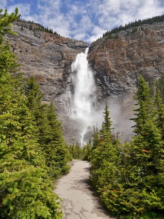 Takakkaw Falls, British Columbia, Canadaの写真素材