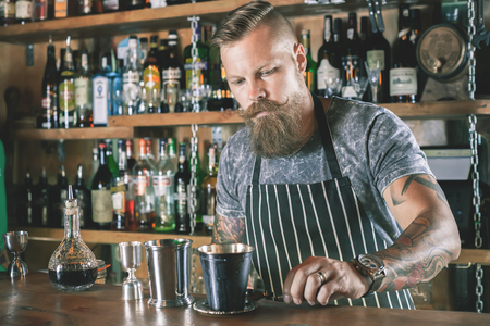 Barman is making cocktailの写真素材