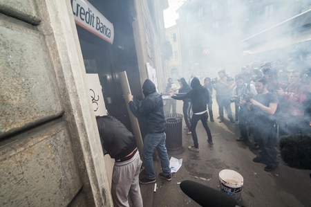MILAN, ITALY - MARCH, 31 2012: occupy piazza affari manifestationのeditorial素材