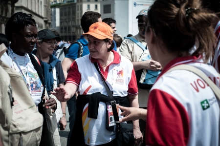 MILAN, ITALY - JUNE 1  Pope Benedict XVI in Milan JUNE 1, 2012  Pilgrims arrive in Milan from all around the world for the Pope Benedict XVI s visitのeditorial素材